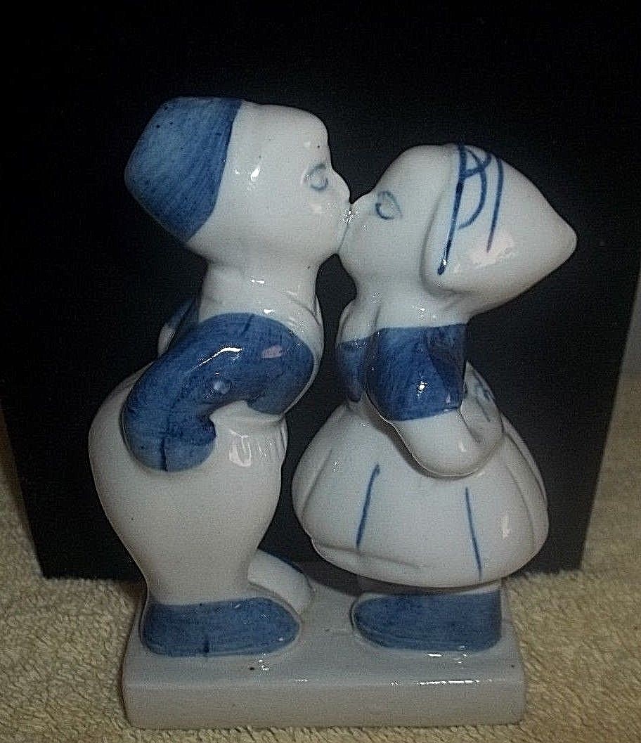   Porcelain Figurines BOY AND GIRL KISSING 4