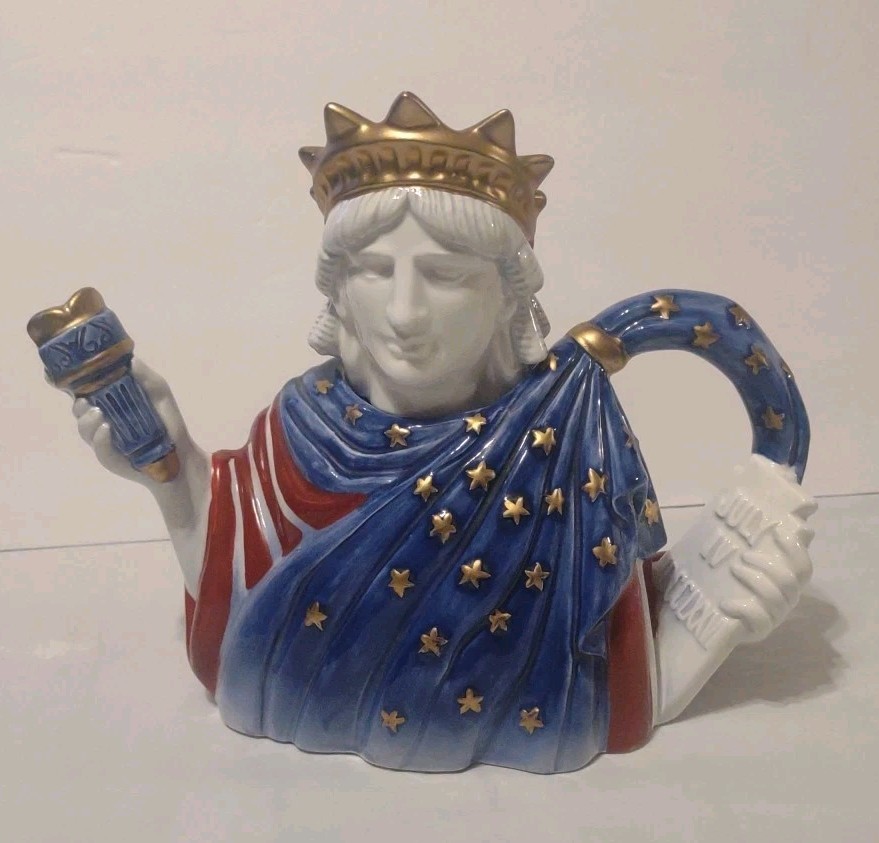 Vintage 1994 Fitz And Floyd Statue Of Liberty Large Teapot LE #2568/5000 Vintage 1994 Fitz And Floyd Statue Of Liberty Large Teapot LE #2568/5000