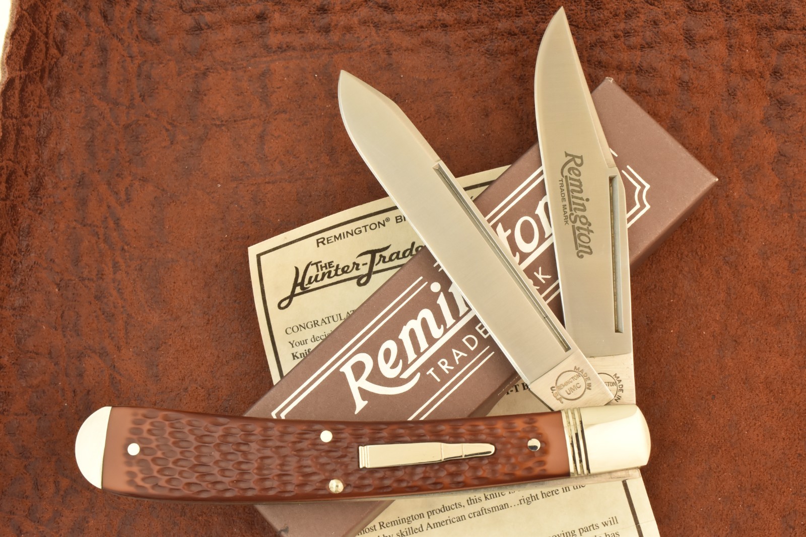 REMINGTON UMC USA DELRIN BULLET KNIFE JUMBO BANANA TRAPPER 1998 R293
