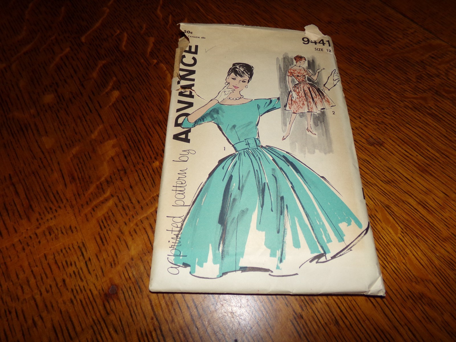 Vintage Advance women\'s dress pattern #9441 size 12 complete