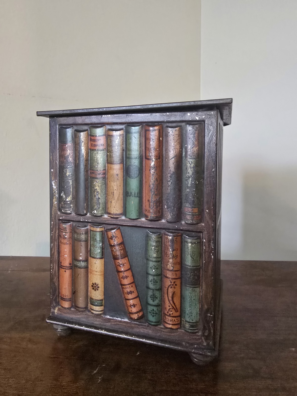 Huntley & Palmers Biscuit Tin Shaped Like a Book Case - 6\