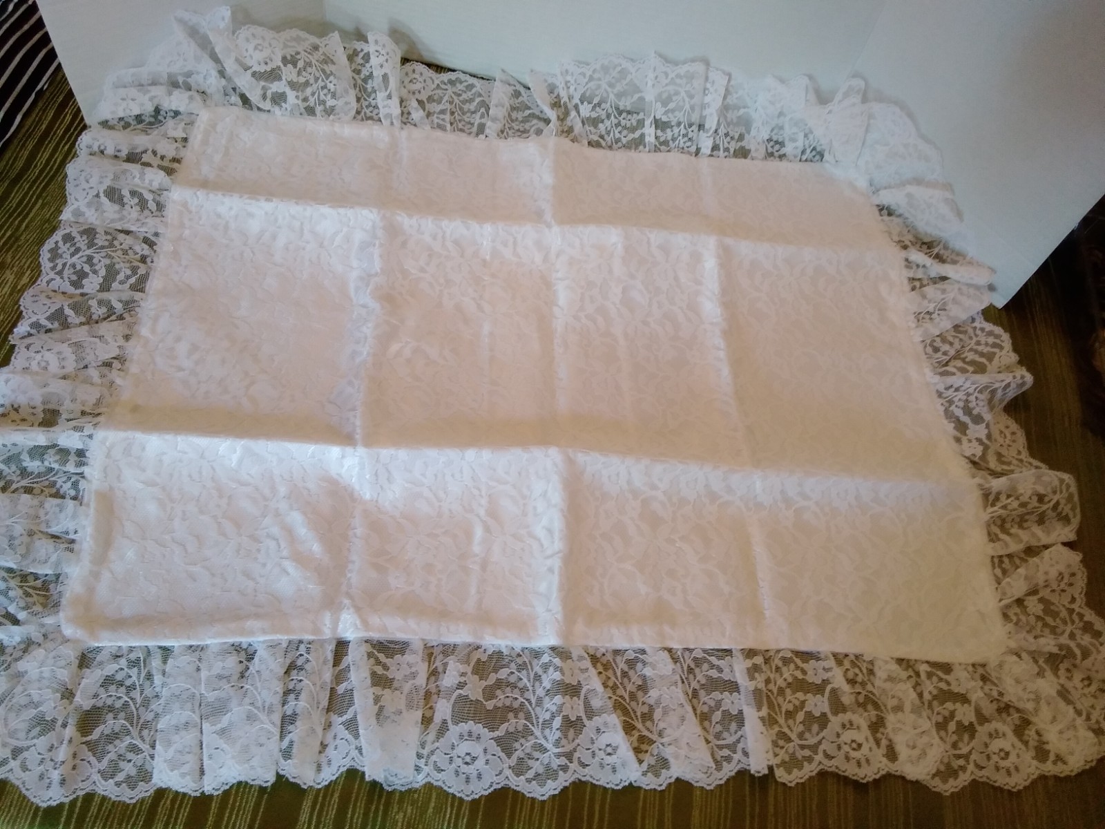 Vintage RARE MCM SATIN & LACE French Sham Sibyl Shepard Inc LA Standard