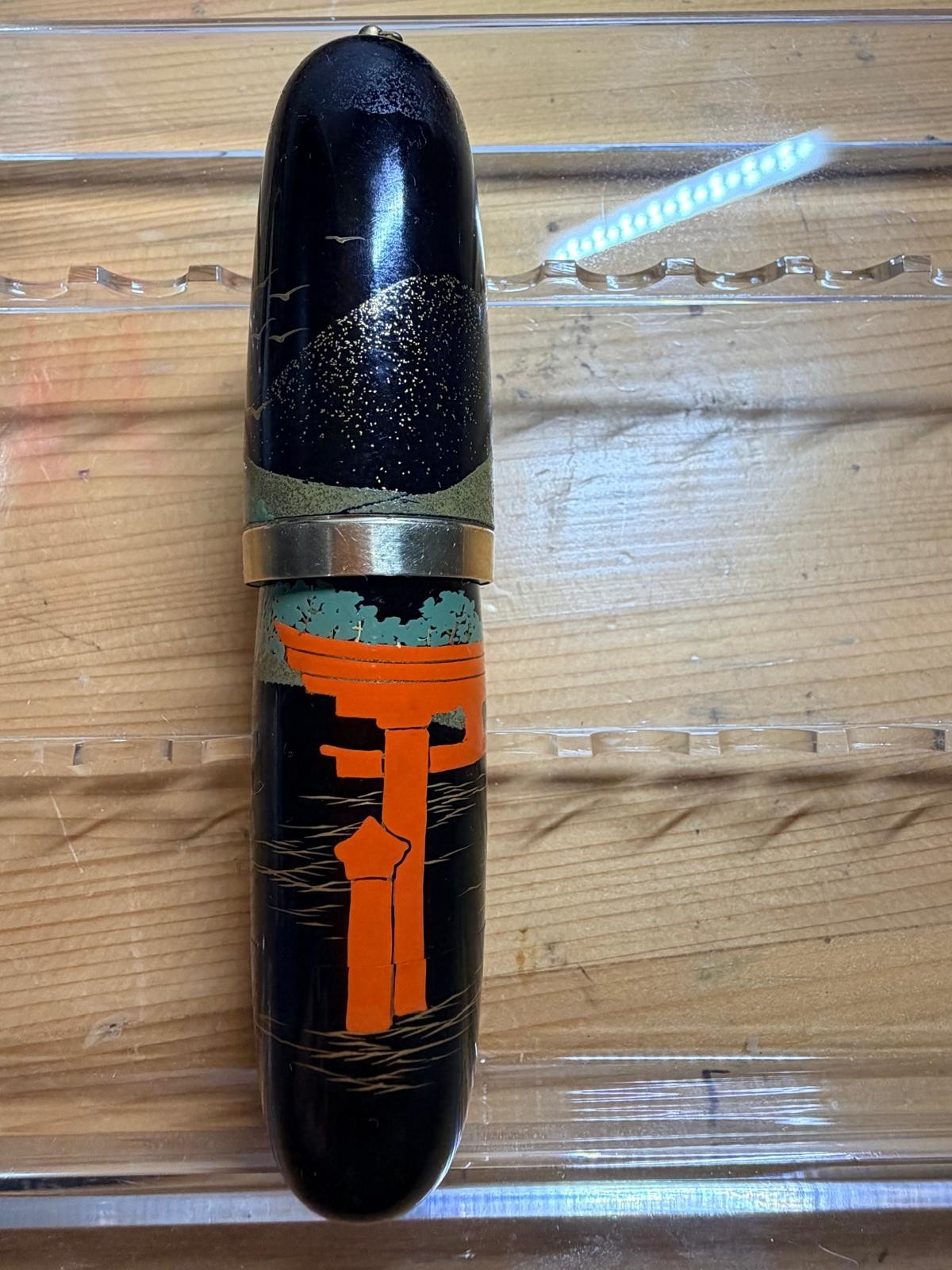 Vintage 1930s Otaya Jumbo Maki-E Fountain Pen 14K Gold Nib Torii Gate Working