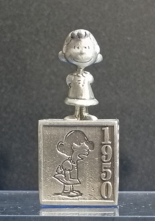 Vintage Peanuts Lucy Van Pelt Metal Figurine Pedestal Base 1950 Anniversary