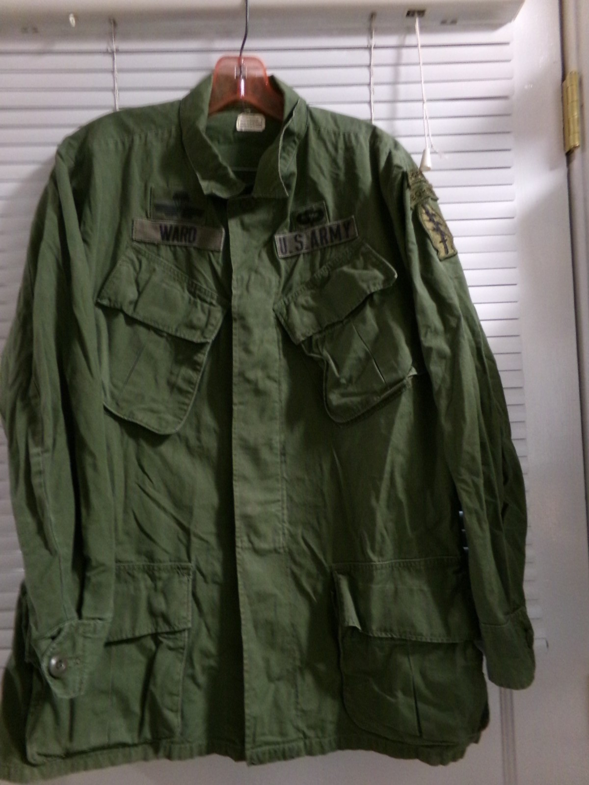 Vietnam vintage slant pock jungle jacket with patches Vietnam vintage slant pock jungle jacket with patches