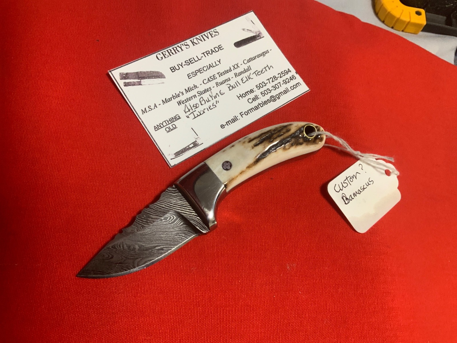 DAMASCUS AND STAG SKINNER