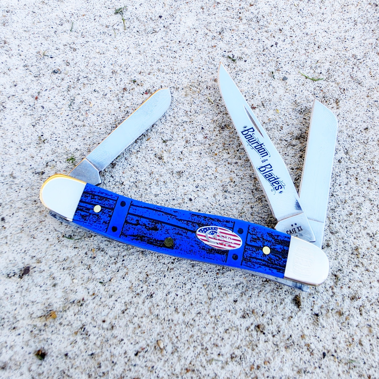 CASE XX KNIVES USA BOURBON BLADES 2026 BLUE SYNTHETIC STOCKMAN EVENT KNIFE