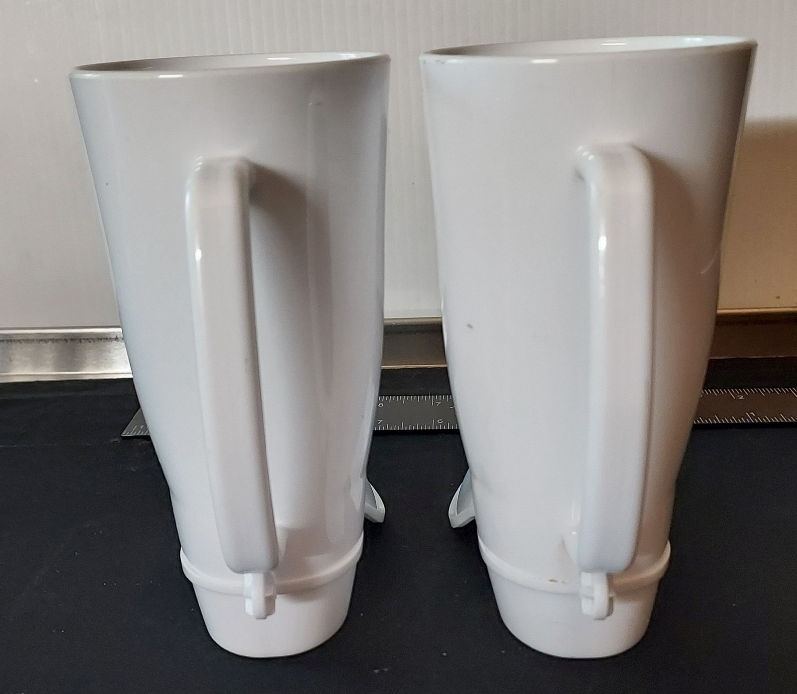 Vtg Undated Set of 2 Christmas at Dolly Parton\'s Dixie Stampede White Boot Mugs