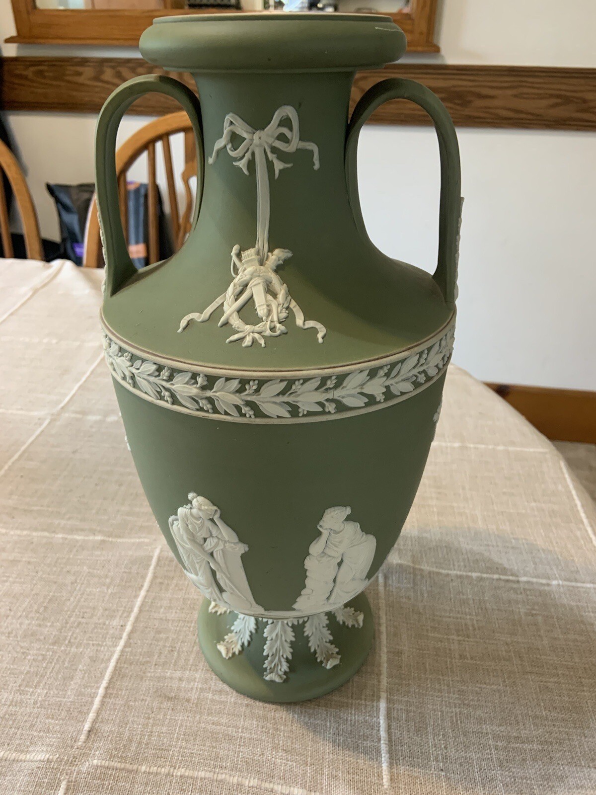 Rare Wedgwood Green Jasperware 15\ Rare Wedgwood Green Jasperware 15\