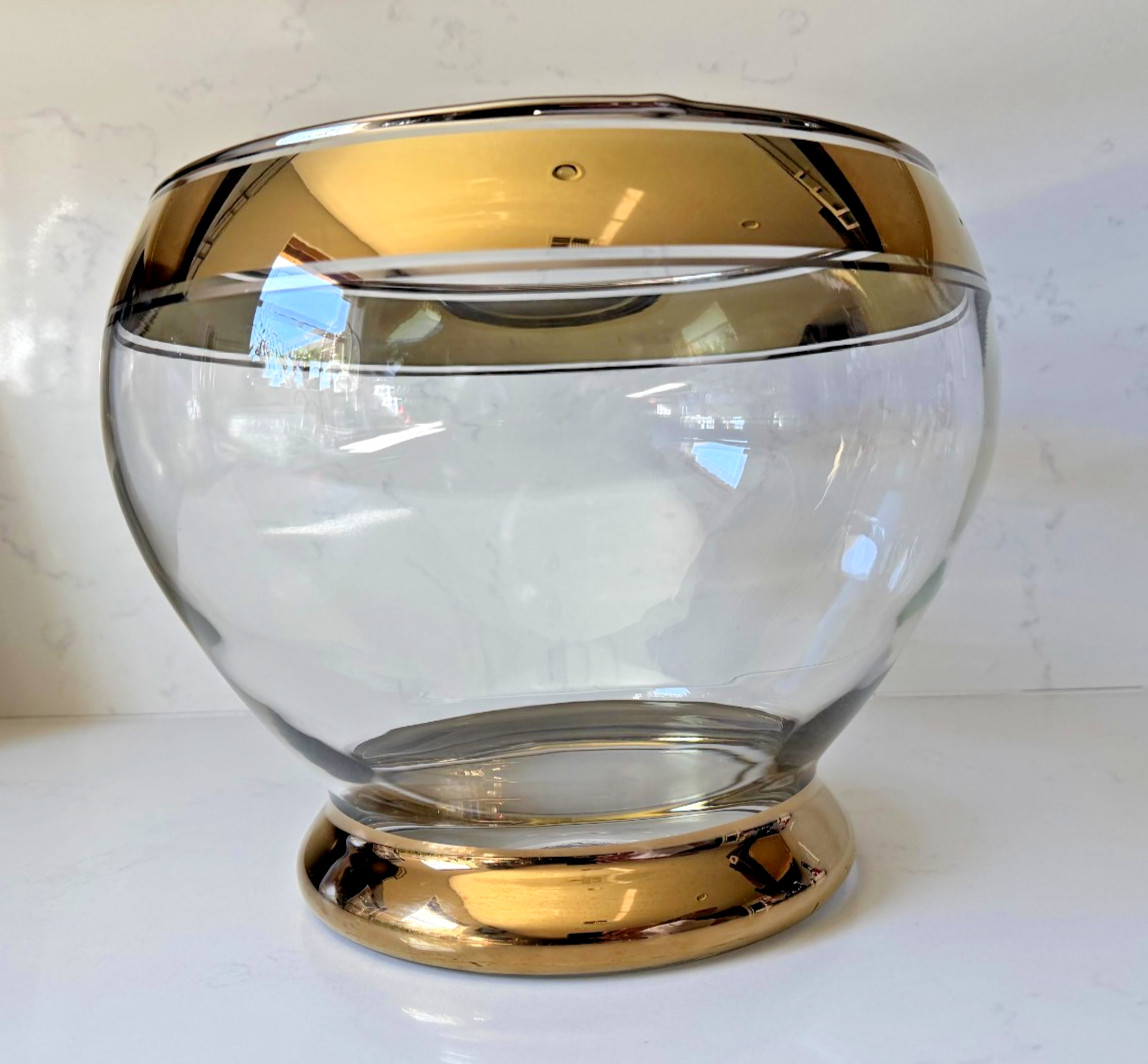 Vintage 1970s Footed Art Glass Bowl Gold Silver Leaf Decoration 13