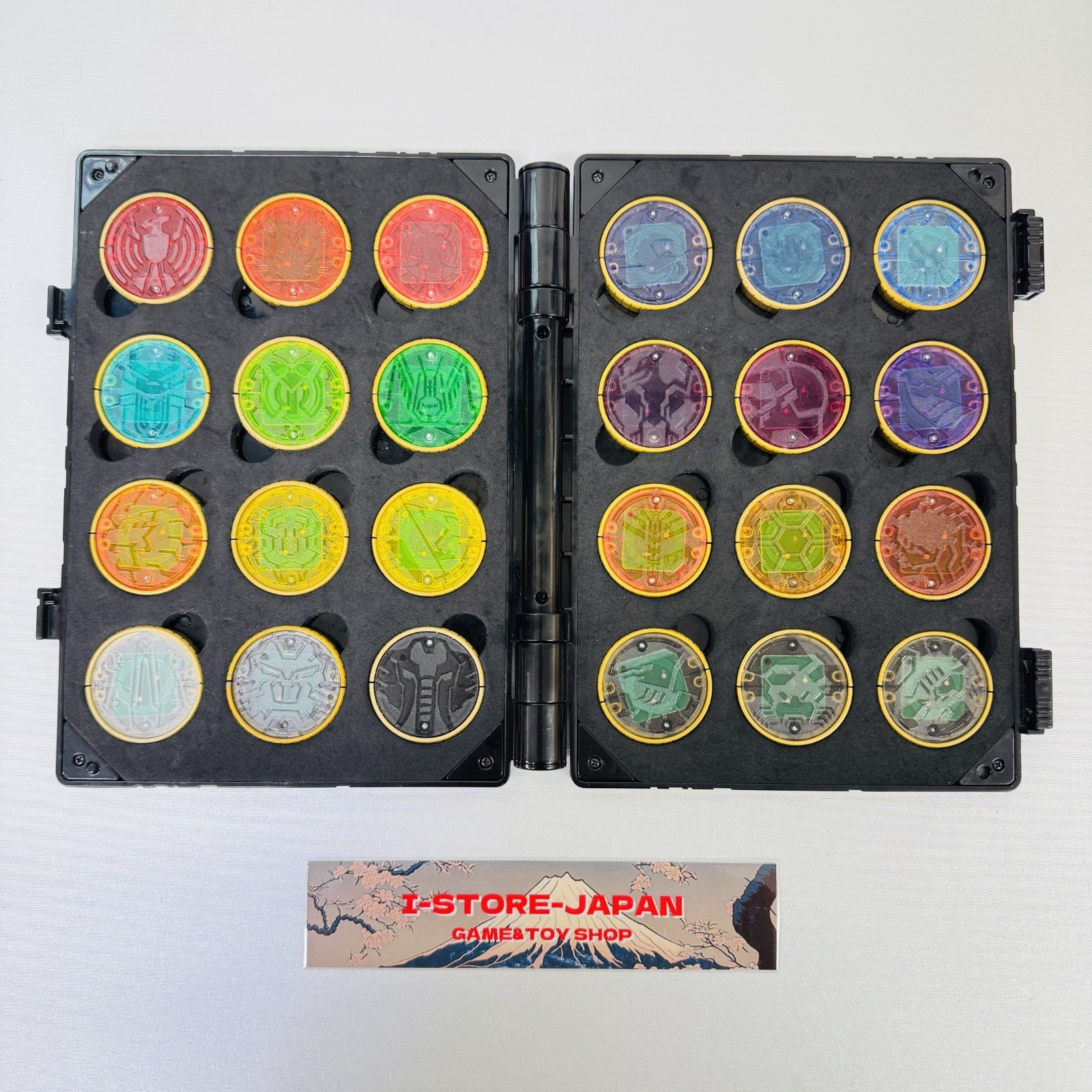 Kamen Rider OOO DX O Medal Full Complete Set and  Holder Case Bandai SAKUKARE