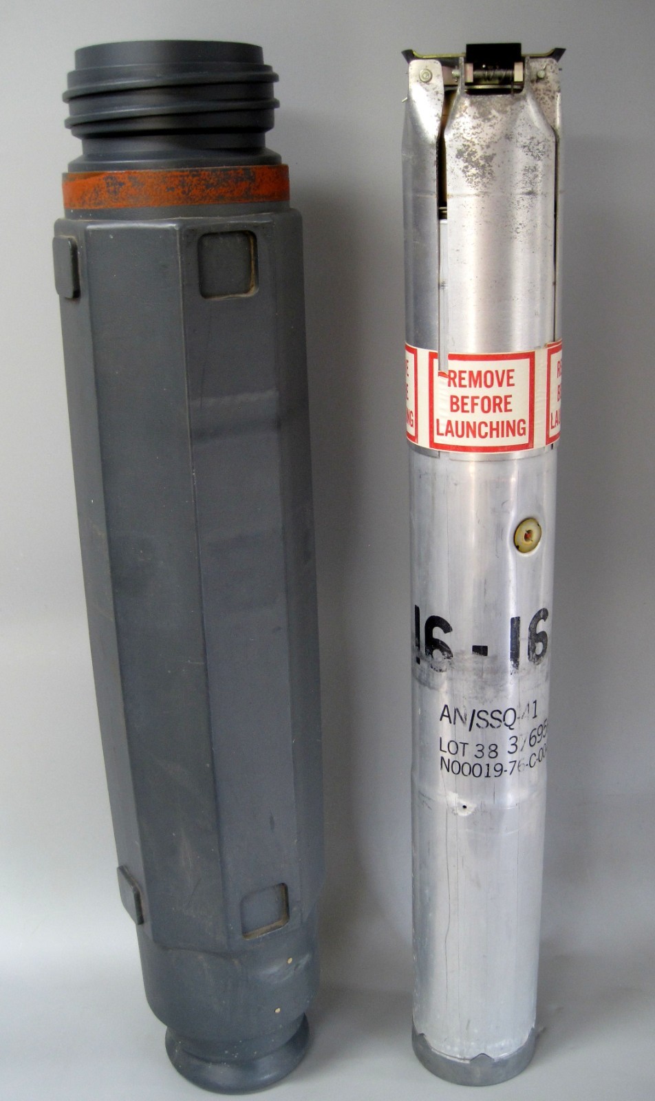 Vintage Sonobuoy Sonar Submarine Detector Collectors Defunct AN/SSQ-41