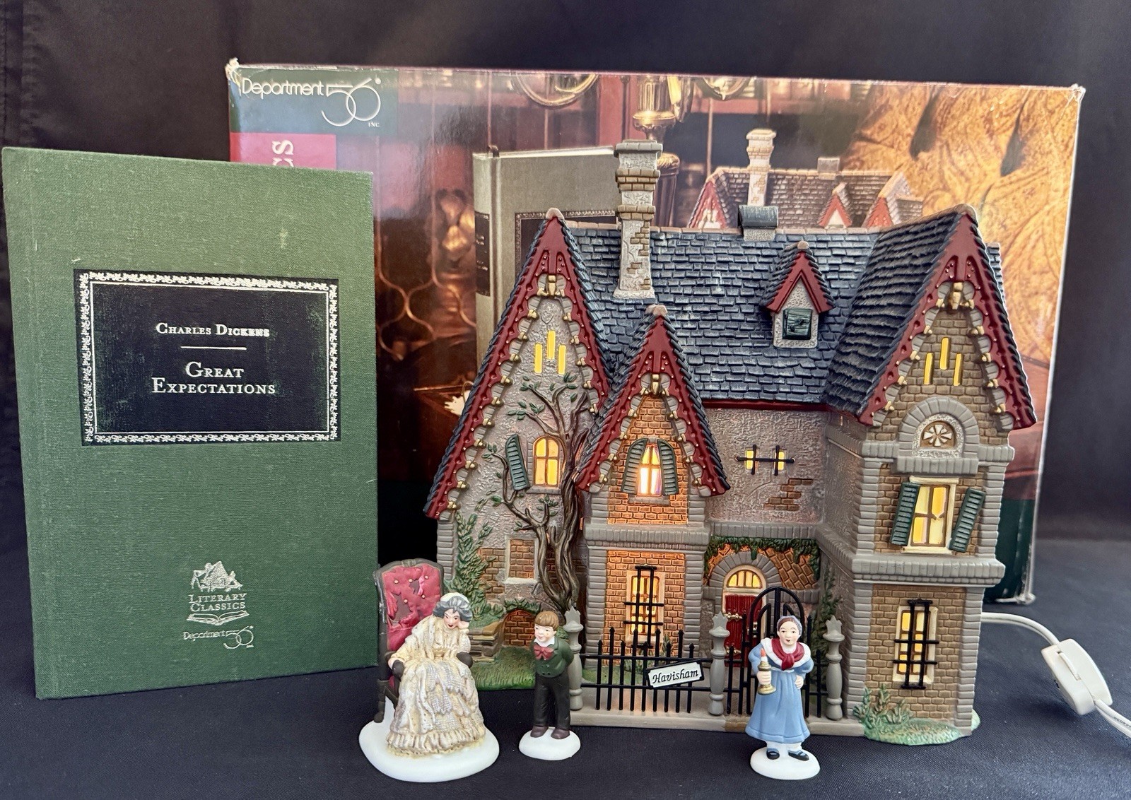 DEPT 56 GREAT EXPECTATIONS SATIS MANOR 58310 PEOPLE BOOK LITERARY CLASSICS w BOX