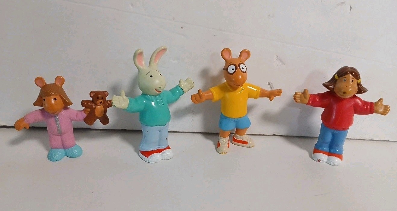 Hasbro Arthur TV Show Figurine Lot of 4, Vintage 1998 Animation Figures ,buster 