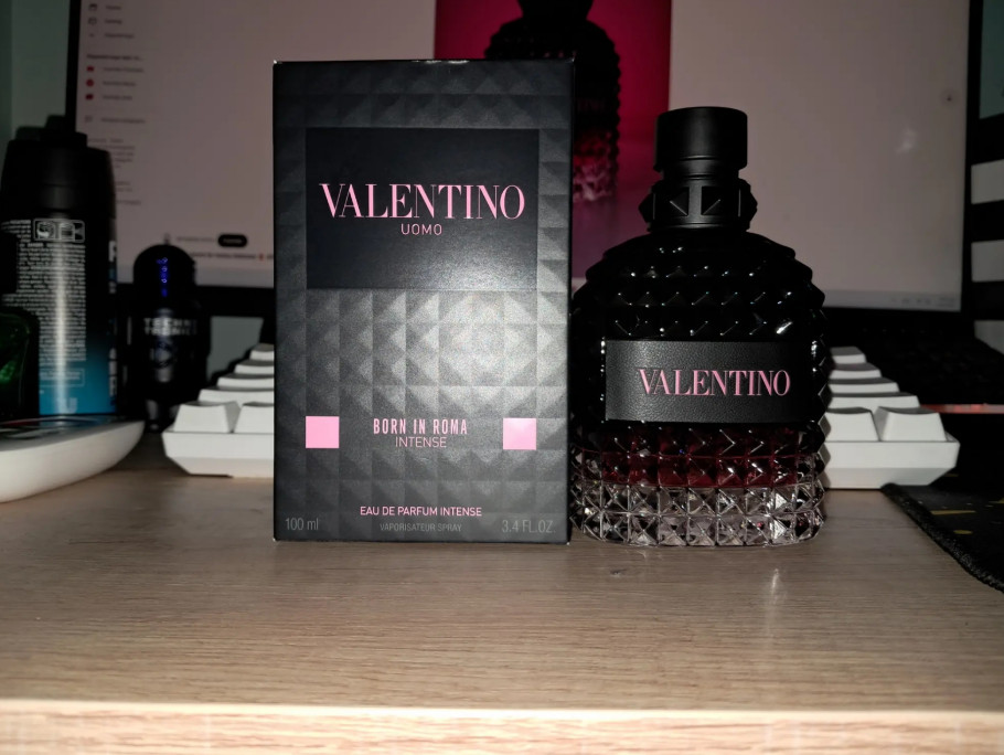 Valentino Uomo Born In Roma Intense EDP 3.4 oz 100ml Men\'s Night Cologne