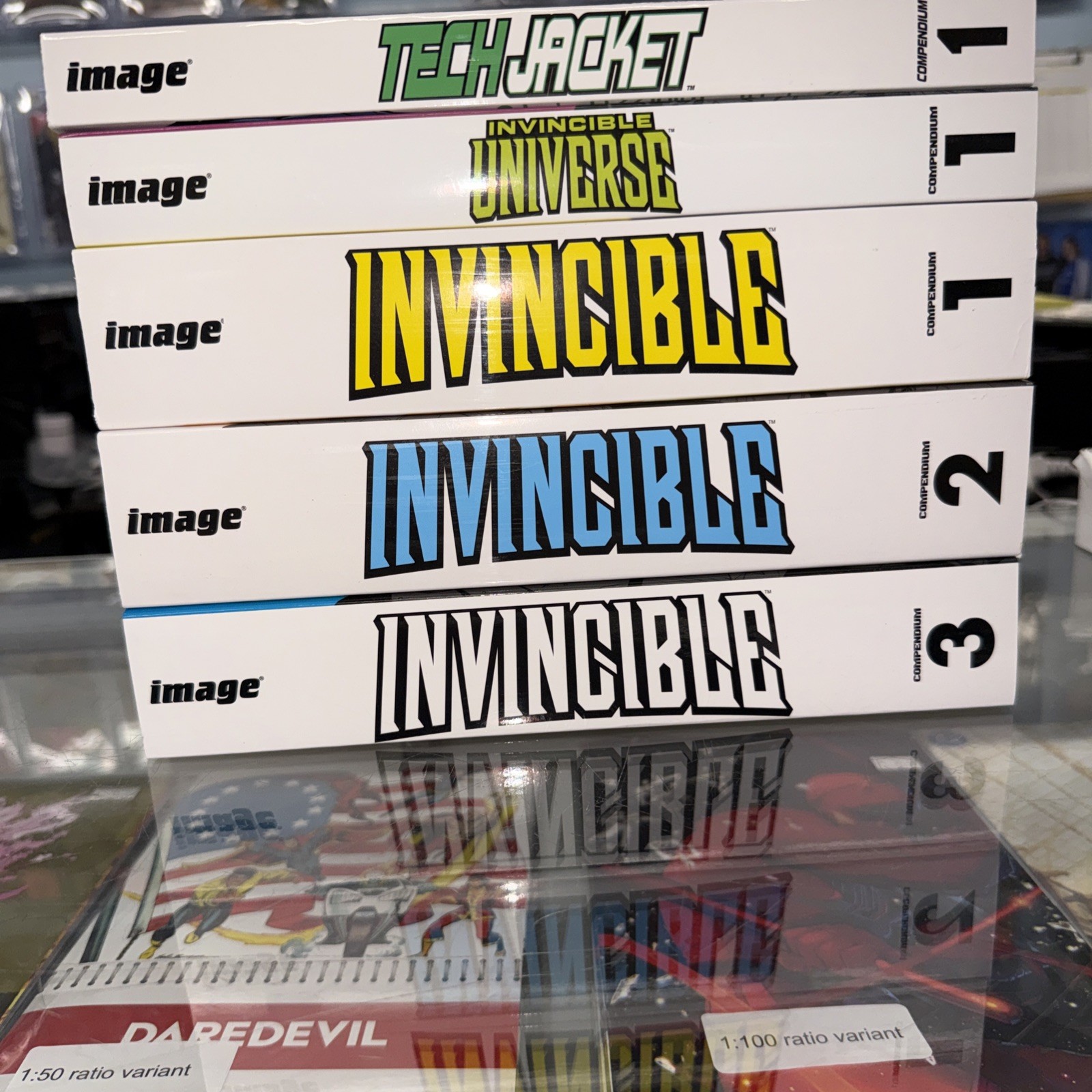Invincible Compendium 1 2 3 Atom Eve & Tech Jacket NEW Lot Complete Set Image🔥