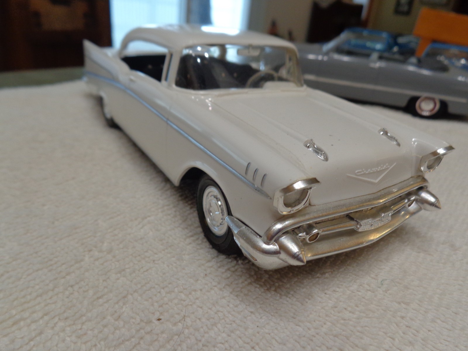 1957 Chevrolet Bel Air 2 door; 1:25 scale ;display very well maker unknown