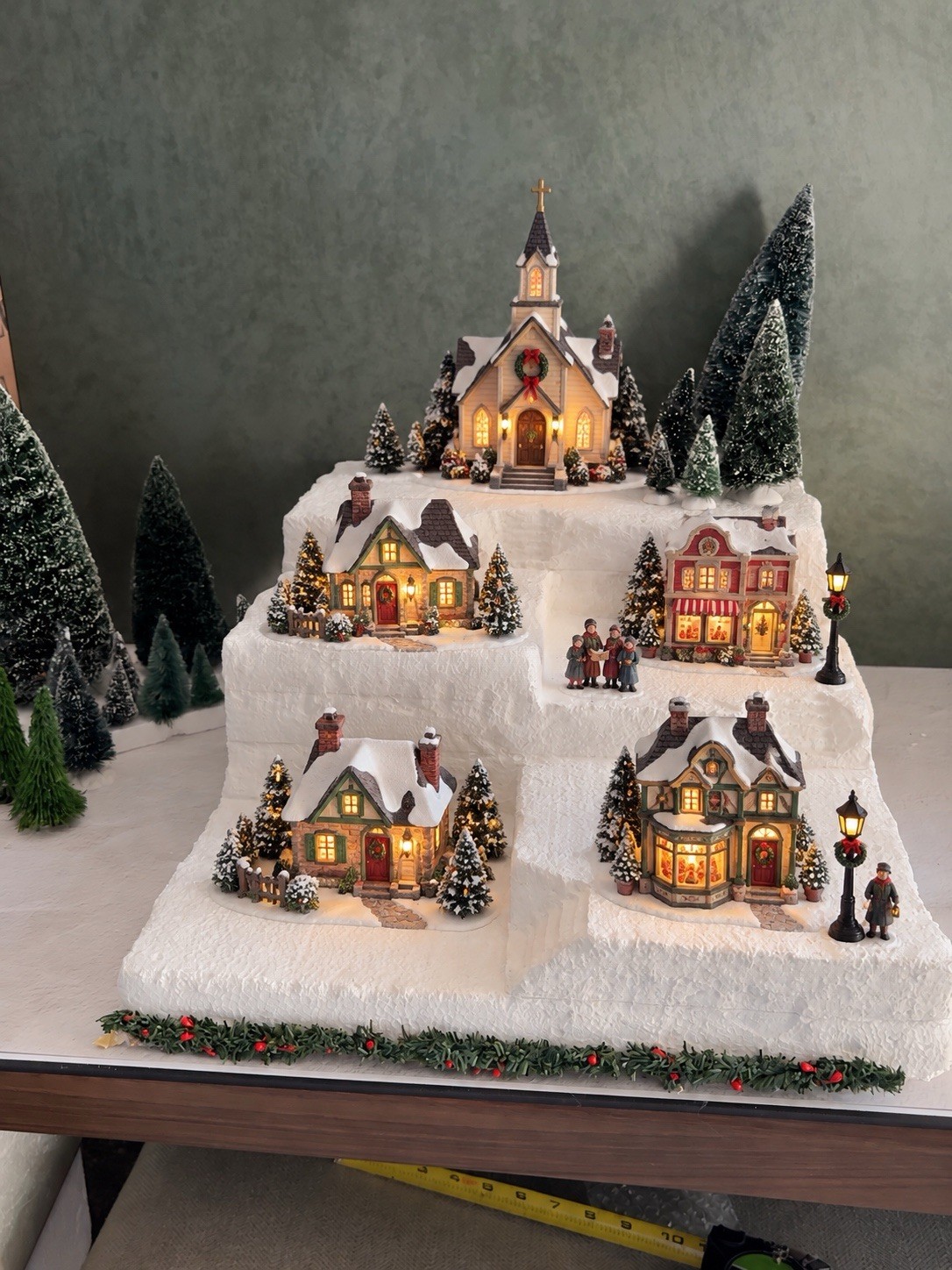 Christmas Village Display Platform Lemax Dept56 Dickens North Pole Grinch