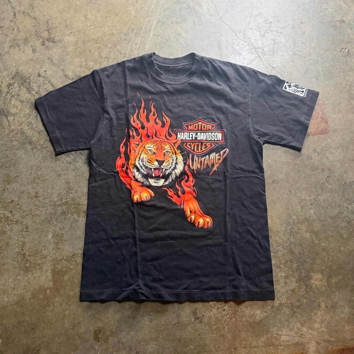 Vintage 1994 R.K. Stratman Single stitch Tiger flames Harley Davidson tee