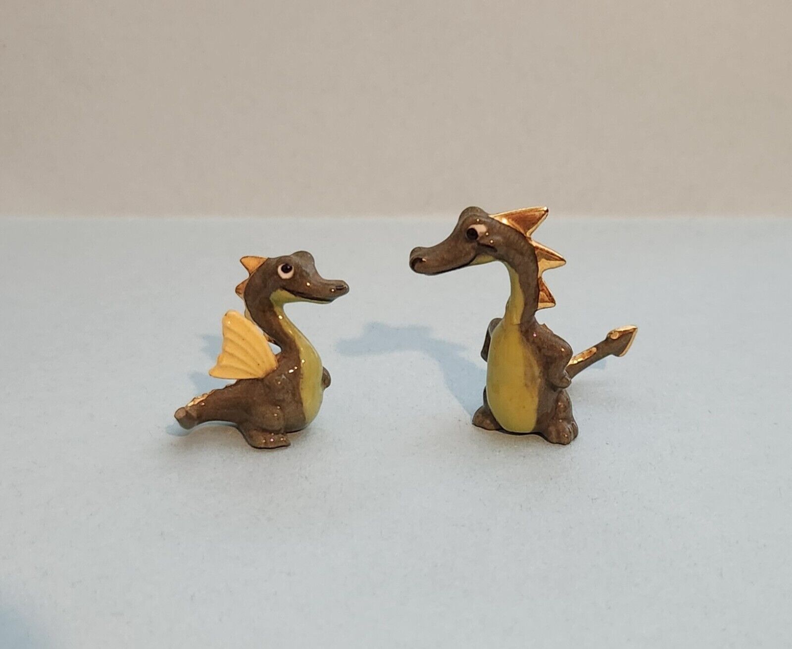 HR Hagen Renaker Miniature Dragon Figurines with Gold & Wing READ cRaZy PRICE