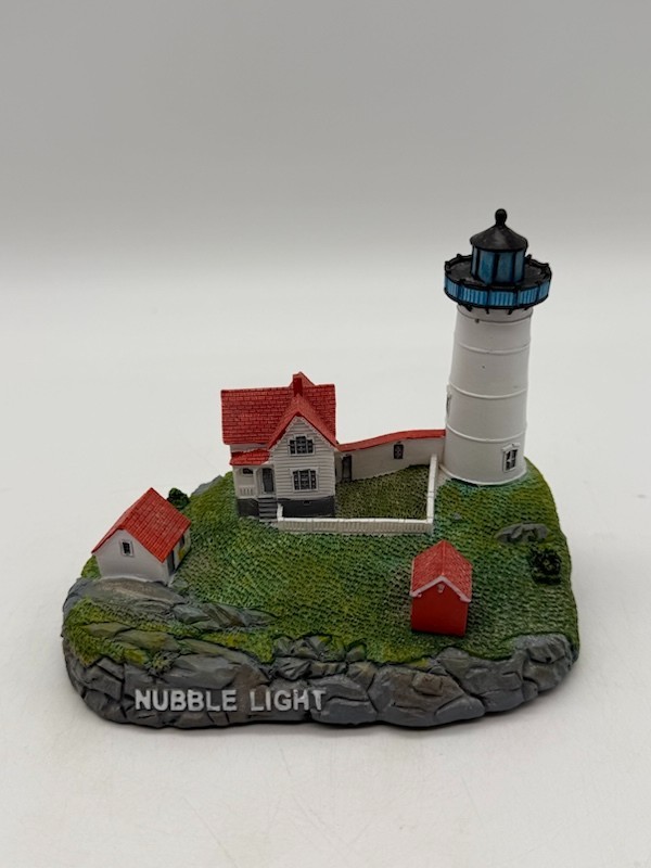 Nubble Light/Cape Neddick Lighthouse Figurine York Maine 4.25