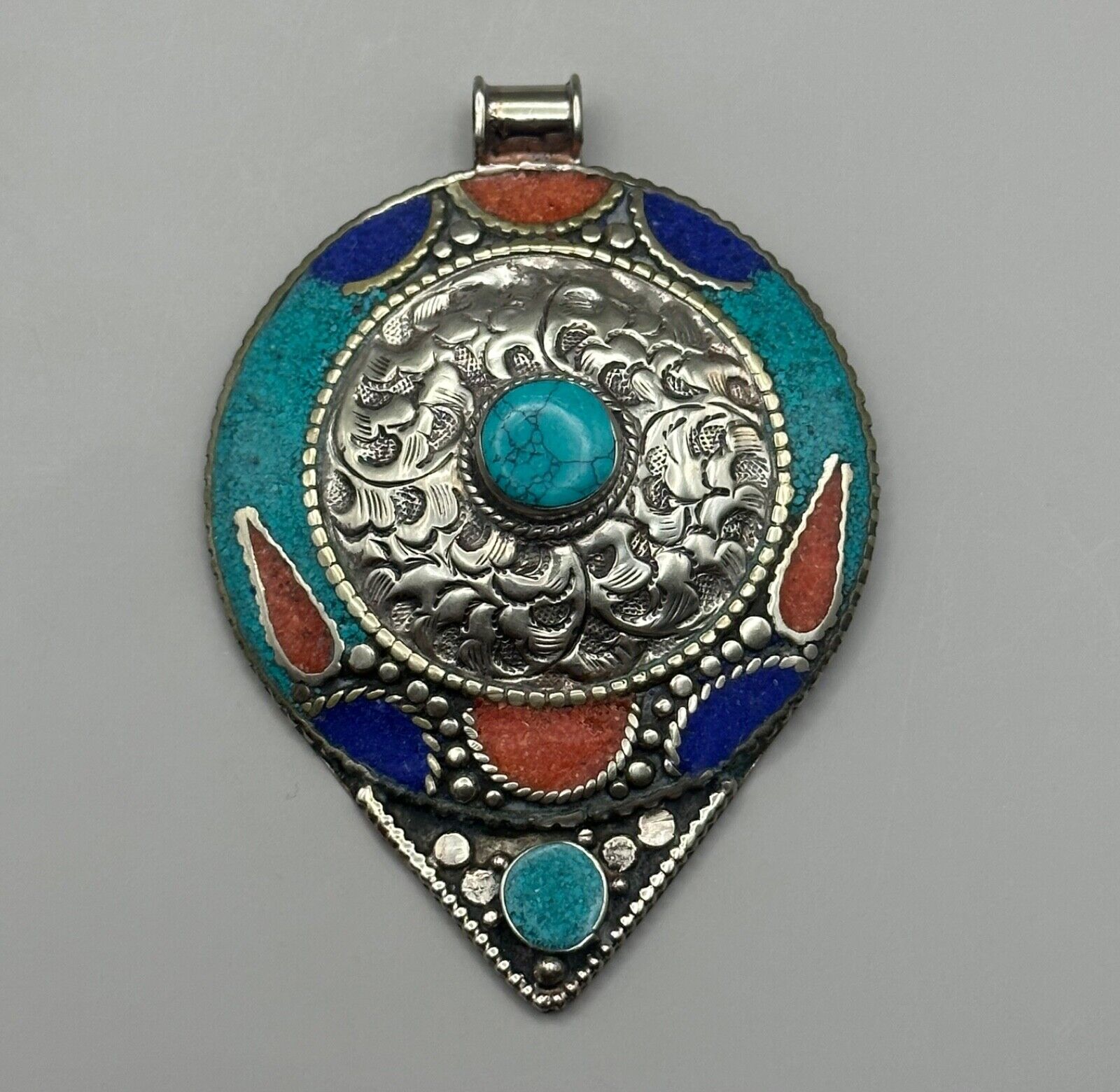 Beautiful Vintage Tibetan Silver Plated Pendant With Natural Coral Lapis Stone