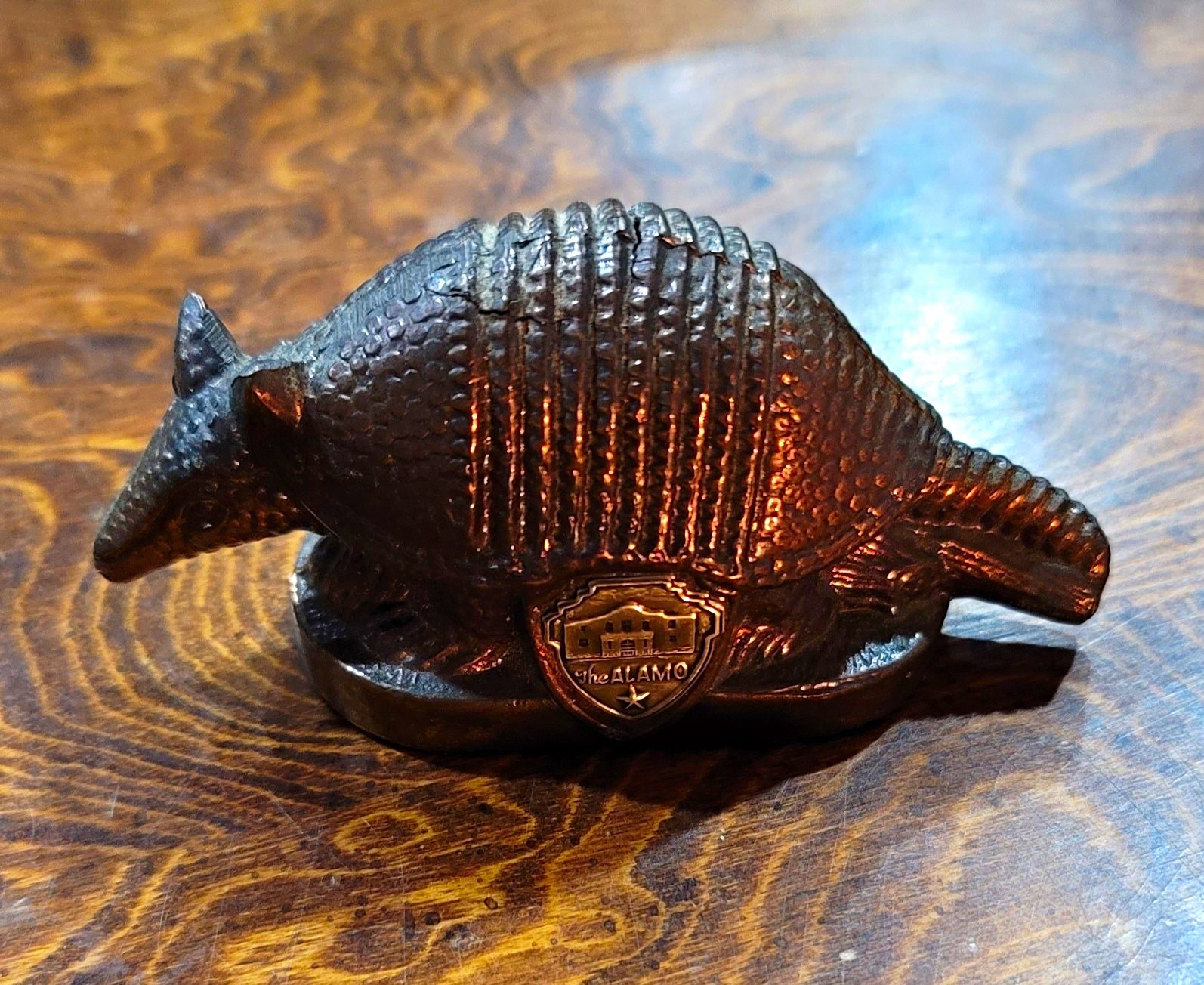 The Alamo Texas Armadillo Souvenir Figurine. Vintage. Approx 4\