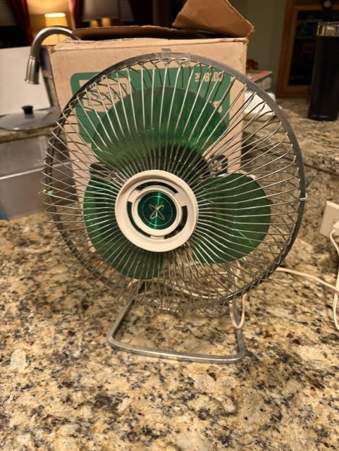 VTG 1970's MCM Green & Chrome Lasko Sears Tilting Atomic Logo 16” Fan 2 Speed