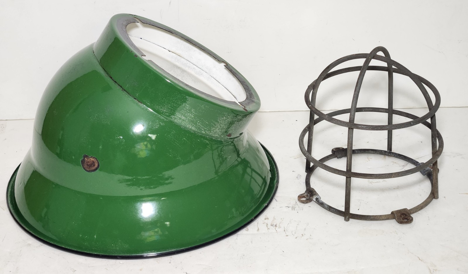 Vintage Industrial Light R & S Co. N.Y. Angled Cage Green Factory Enamel 11