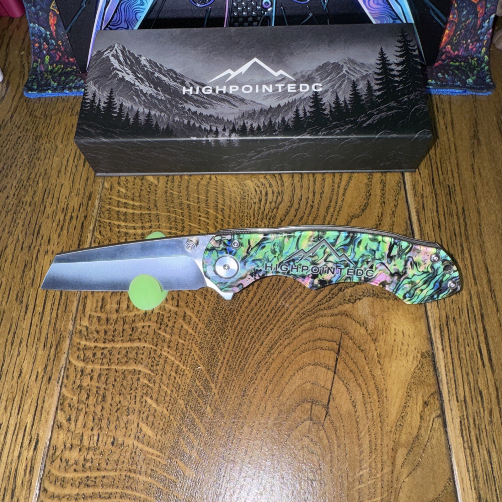 EDCGRIPPER / HIGH POINT EDC PEARL STORM 14C28N Blade. Back Flip Thumb Stud EDCGRIPPER / HIGH POINT EDC PEARL STORM 14C28N Blade. Back Flip Thumb Stud