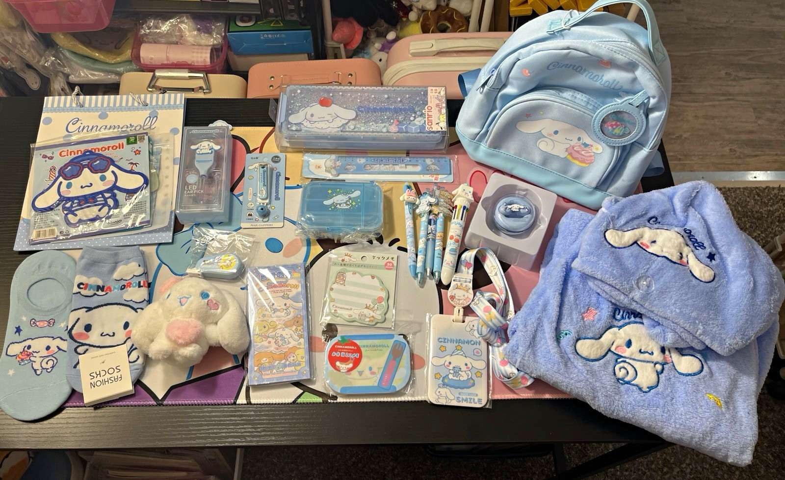 9 Licensed Cinnamoroll Earbuds set, Backpack, Led Light Ear Pick & Pencil Case