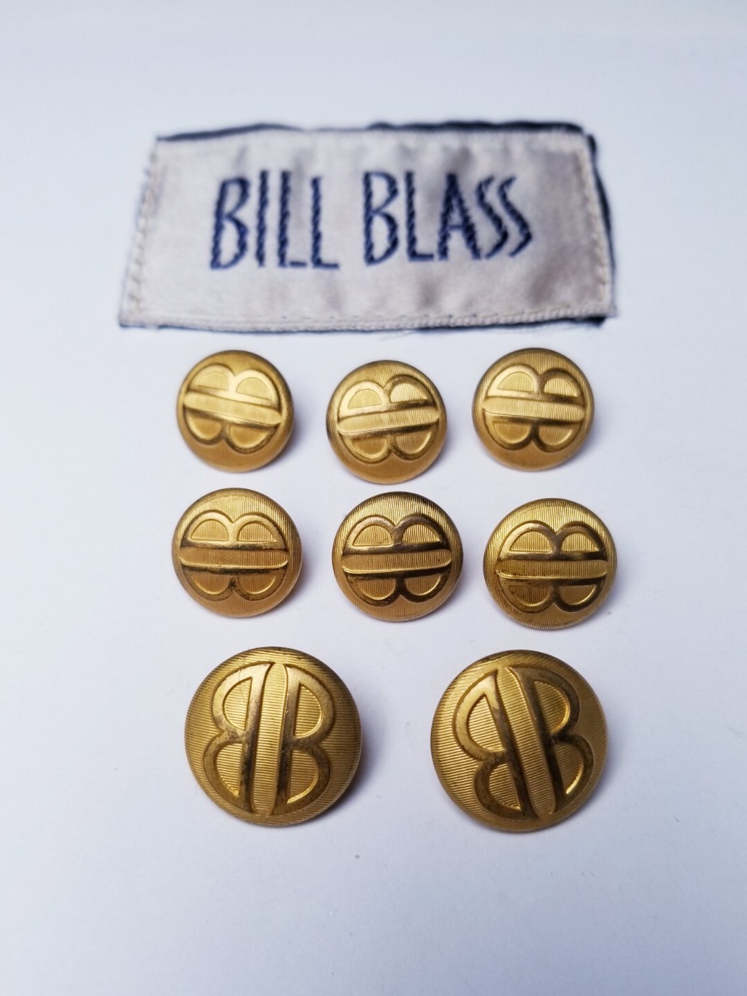 VTG 1960s 70S BILL BLASS GOLDEN Leter B METAL MONOGRAM BUTTONS Set Lot Of 8 VTG 1960s 70S BILL BLASS GOLDEN Leter B METAL MONOGRAM BUTTONS Set Lot Of 8