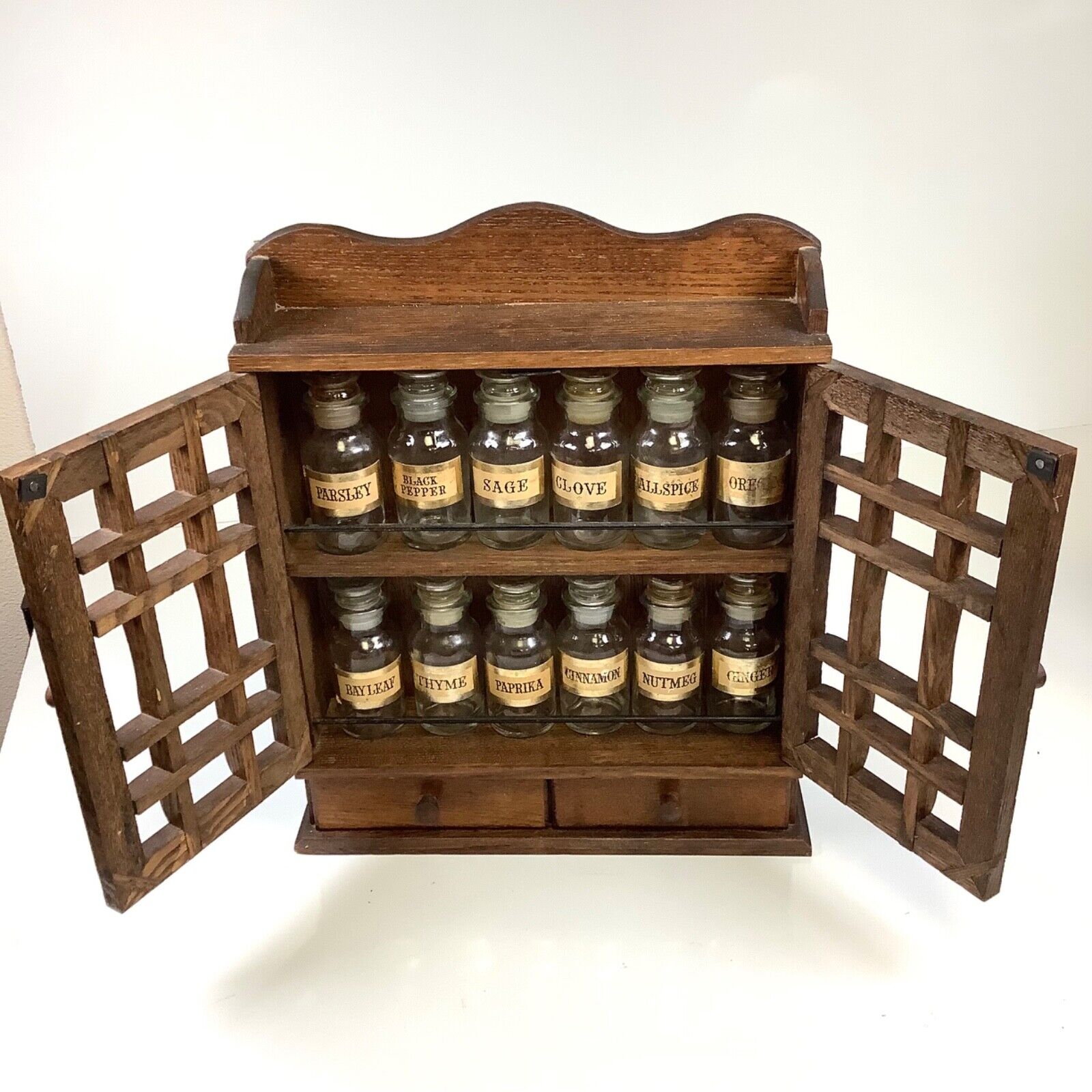 Vtg 1970s Herbs Spices 12 Labeled Bottles Wooden Spice Rack Wood Hanging Cabinet