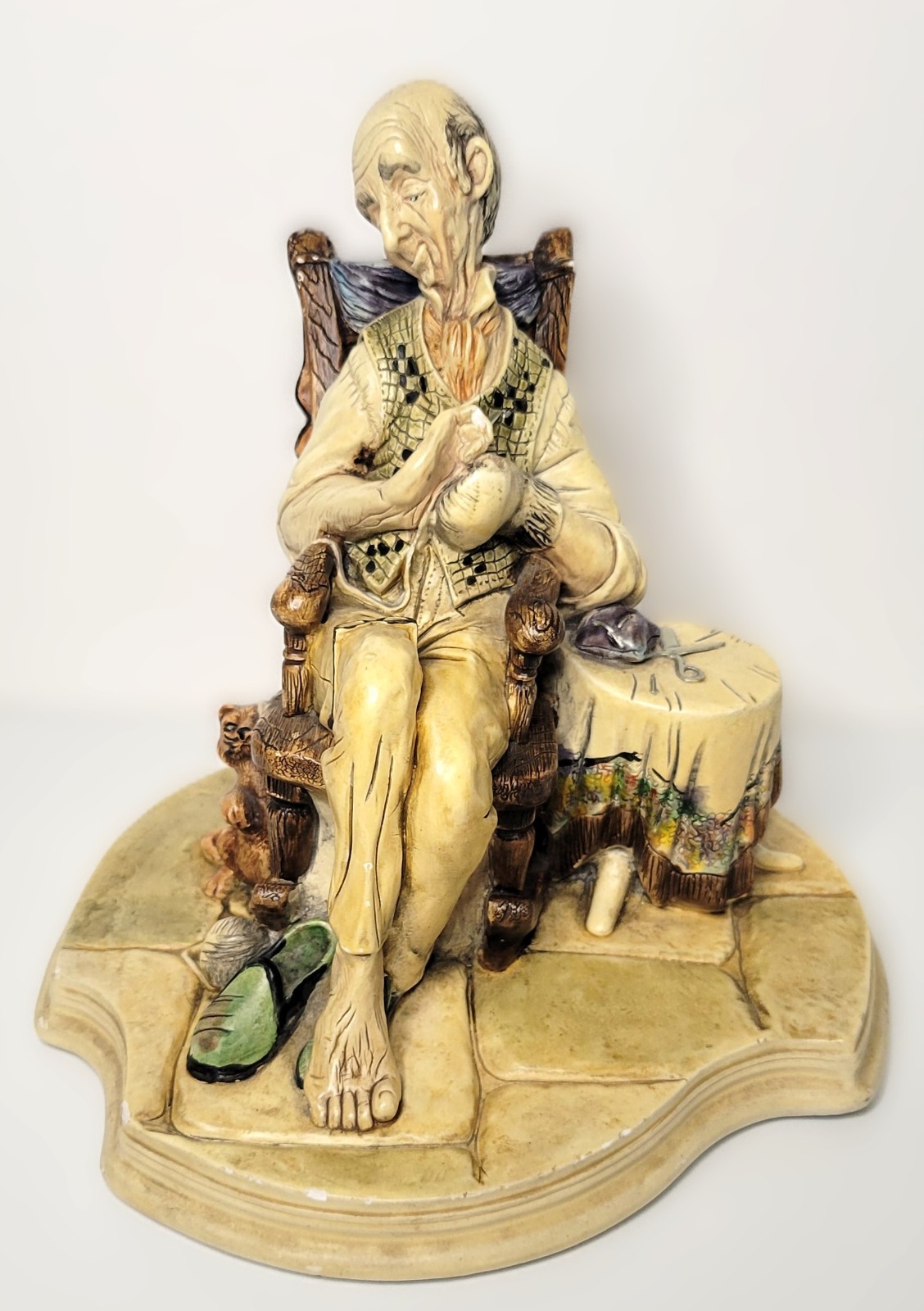 VTG Naturecraft England Chalkware Figurine Merry Mender No 822 Peter Tomlins