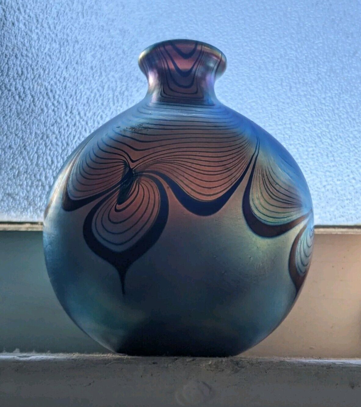 CORREIA Signed Pulled Feather Iridescent Art Glass Blue Purple Swirl VASE BOTTLE