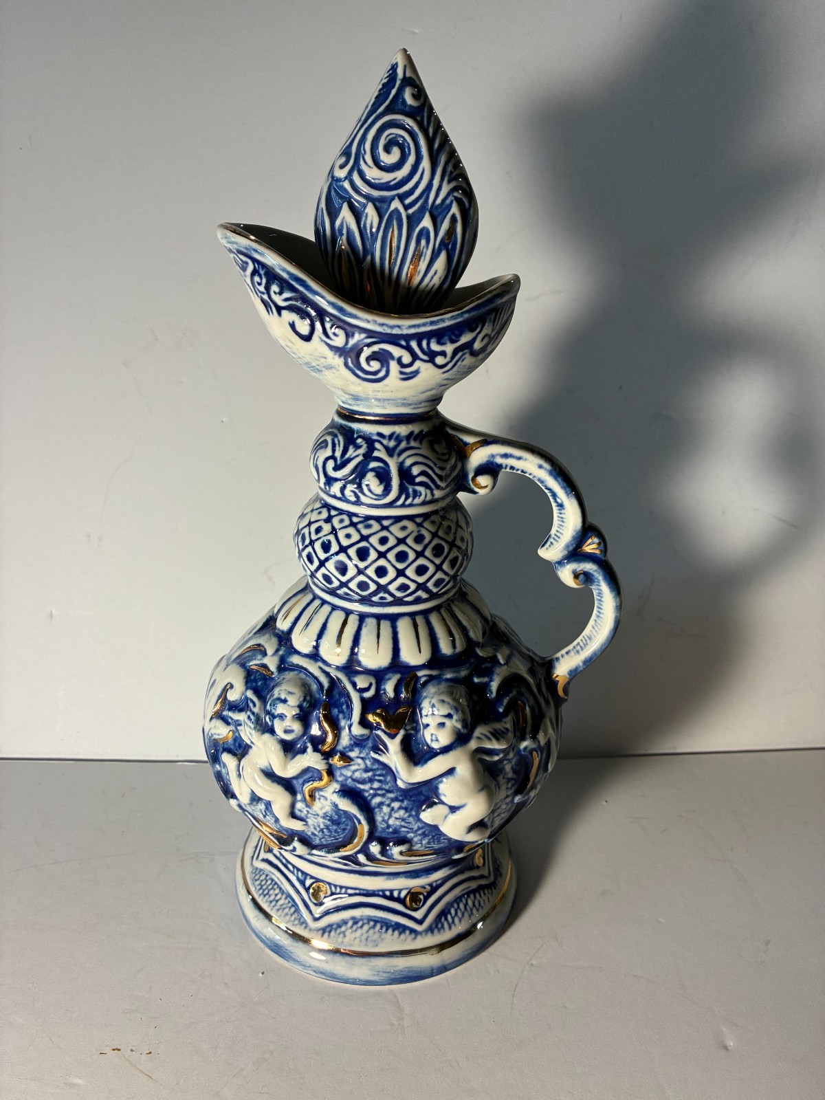 JIM BEAM CHERUBS CHINA DECANTER W/STOPPER, GOLD LEAF ACCENTS