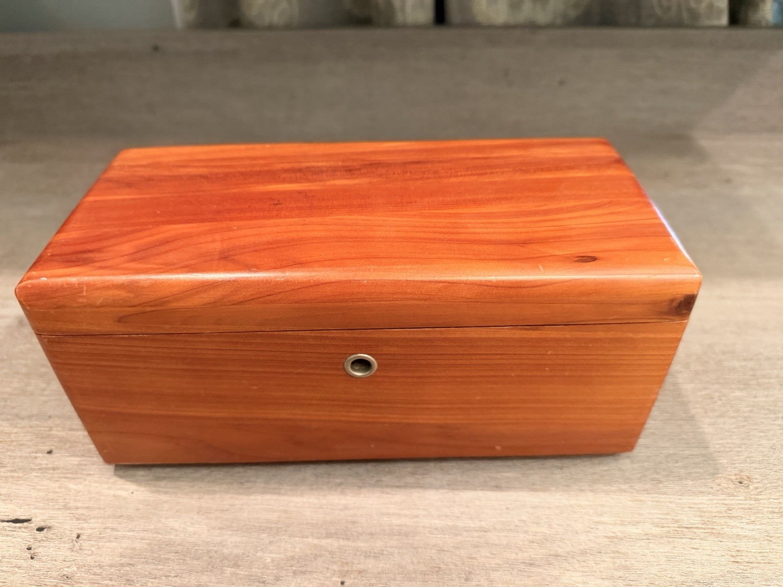 Vintage Lanr Miniature Cedar Chest Wood Keepsake Box w/ Lid, Brown Wood Grain