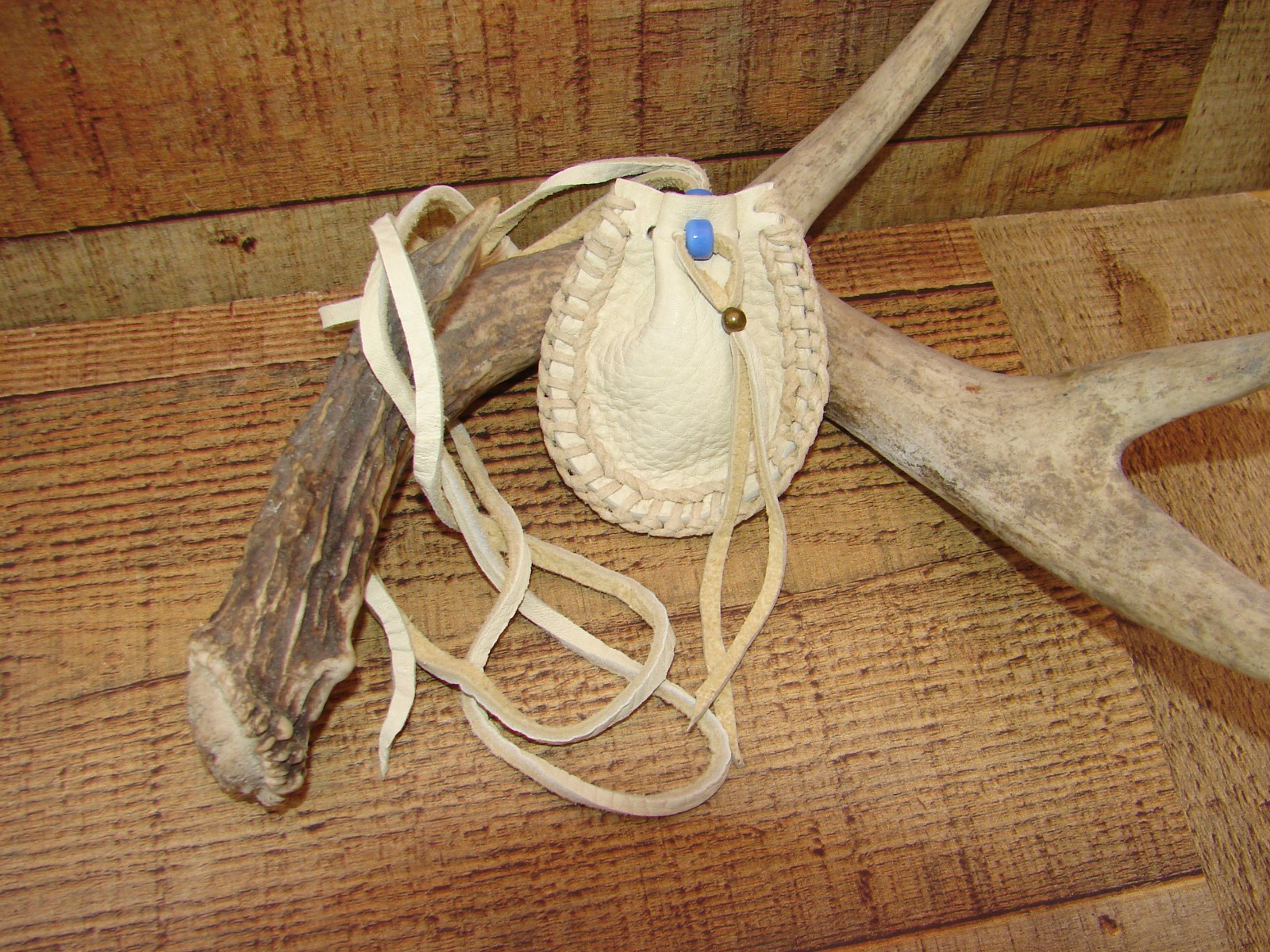 Native American Deerskin Leather Medicine Bag, Tribal Necklace Pouch, 3\