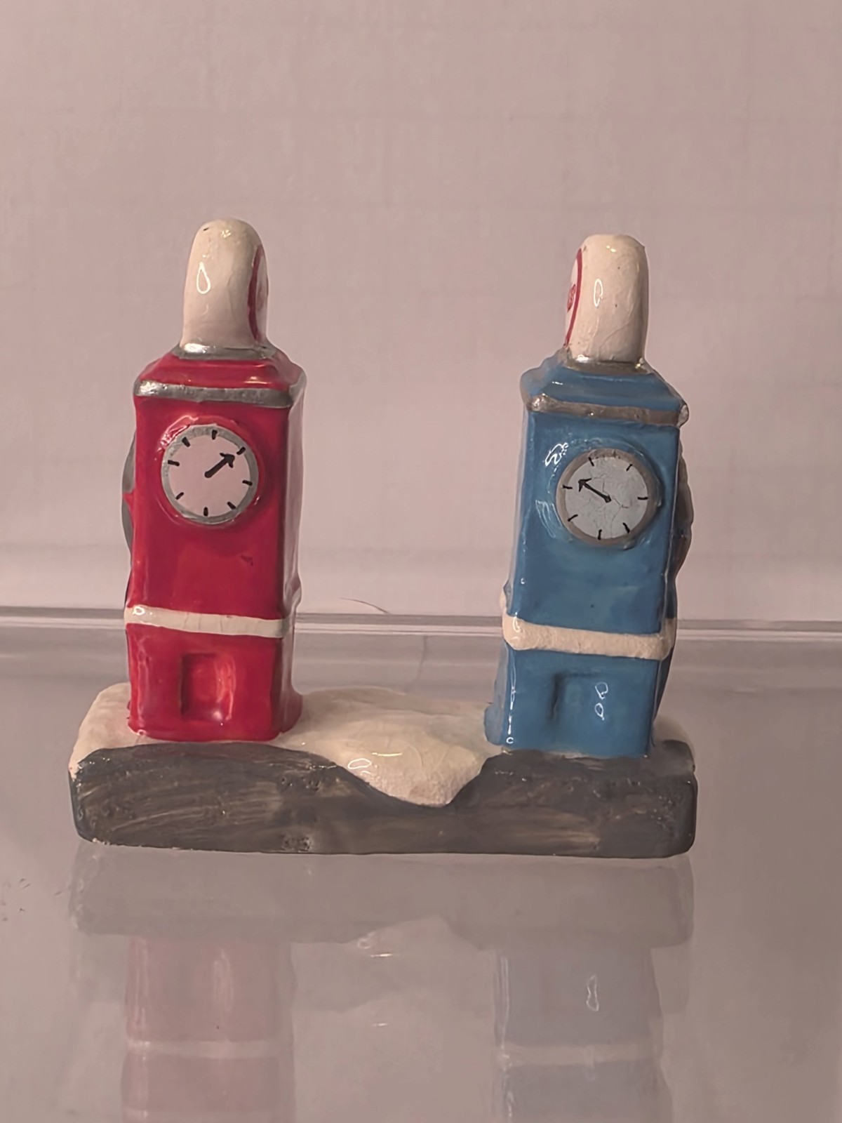 Dept 56 Snow Village Big Bill\'s Service Station #5128-4 Retired **PUMPS ONLY**
