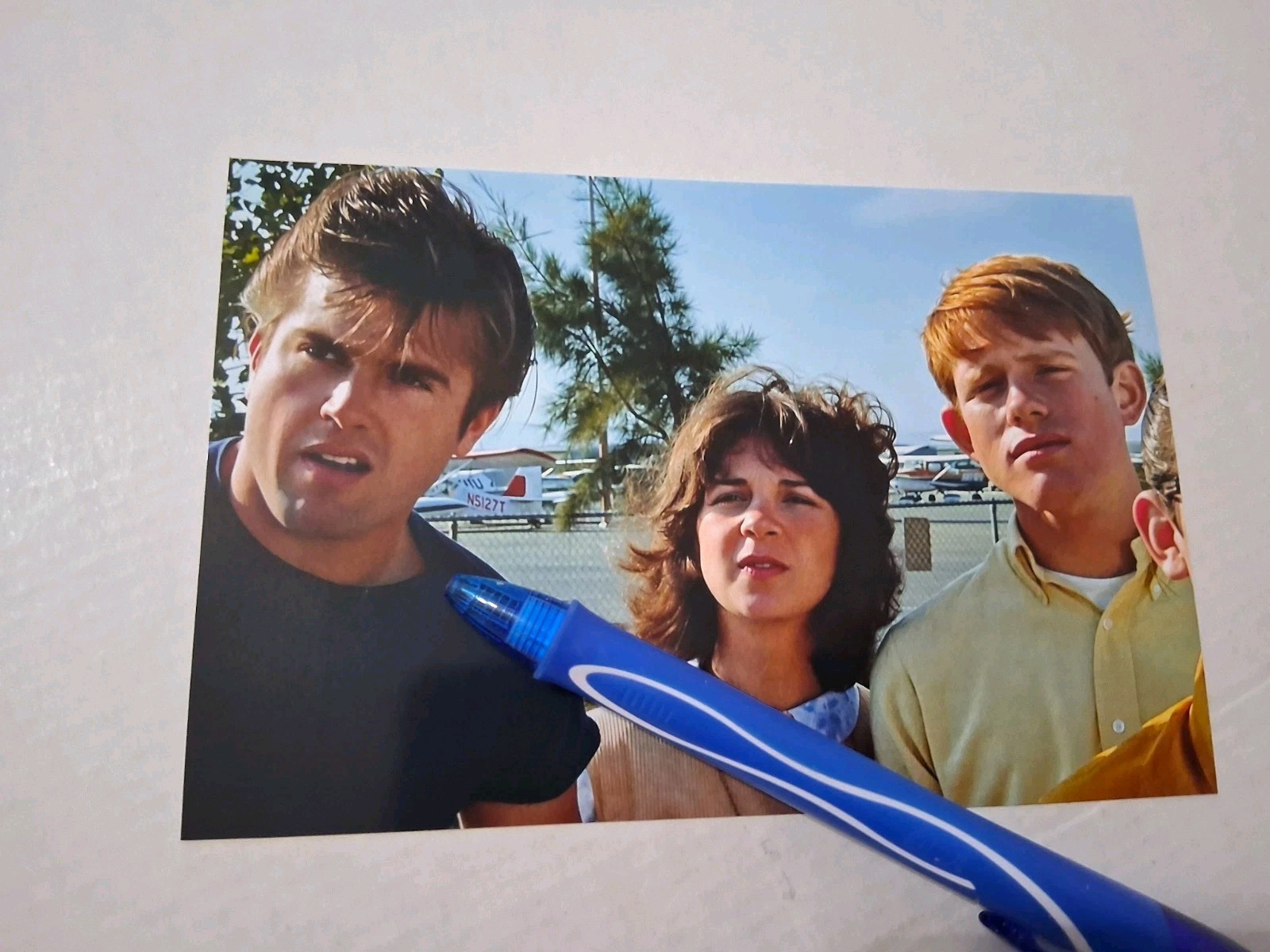 AMERICAN GRAFFITI PAUL LE MAT, RON HOWARD & CINDY WILLIAMS MATTE COLOR 4X6 PHOTO