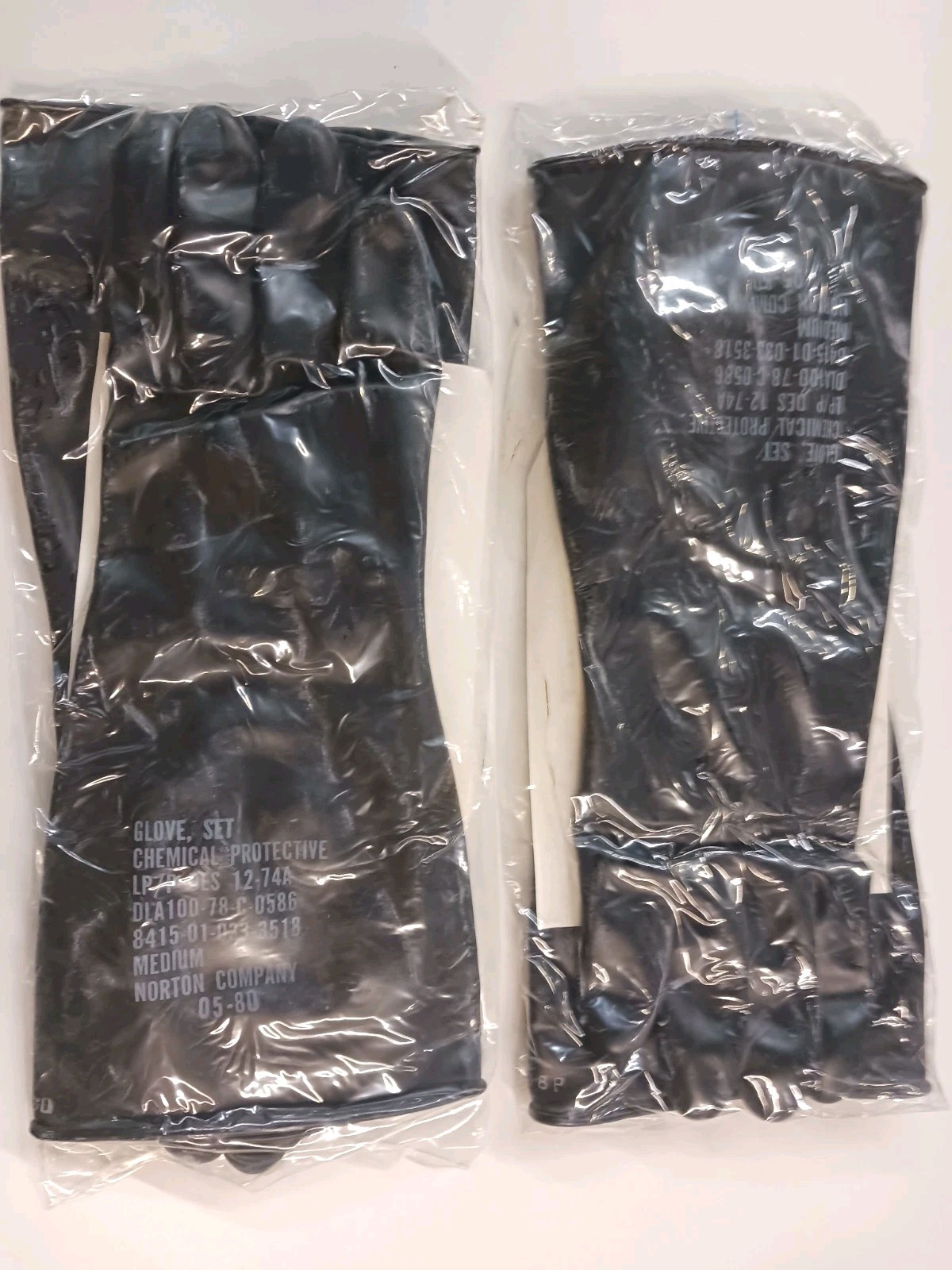 2 Pack Of USGI Chemical Protective Rubber Gloves With Cotton Inserts Sz Medium 
