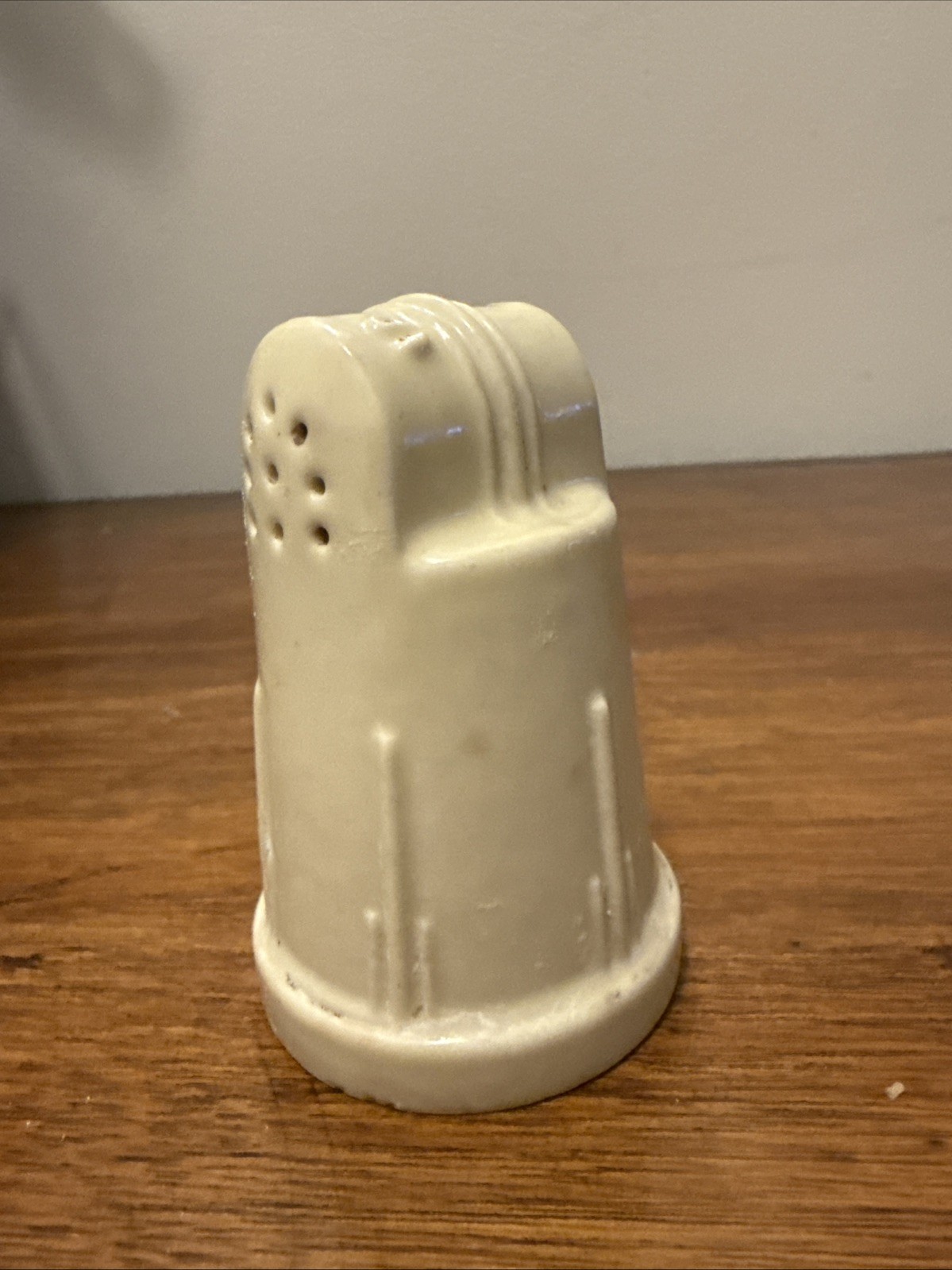 Art Deco Skyscraper Green Salt & Pepper Shaker Unique Vintage 1940s Collectible