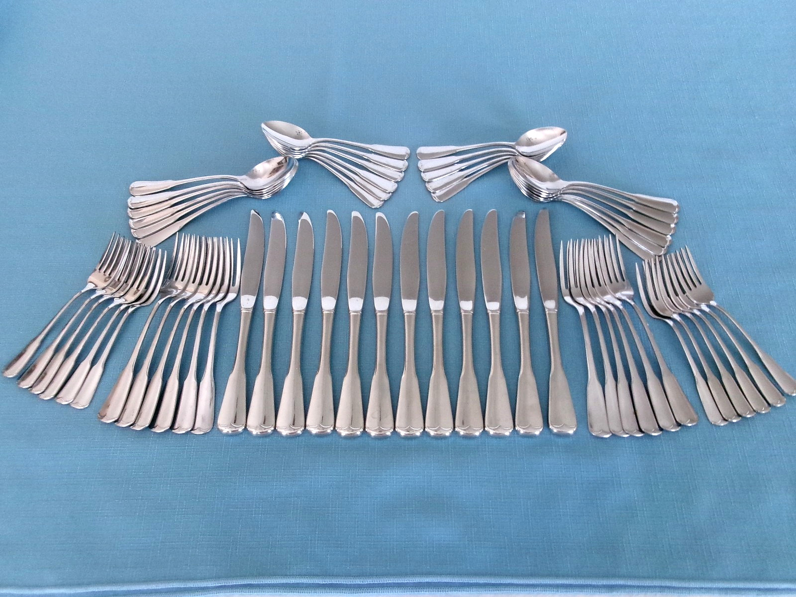 ONEIDA PLYMOUTH ROCK STAINLESS 59 pc. FLATWARE SET for 12 - minus a teaspoon ONEIDA PLYMOUTH ROCK STAINLESS 59 pc. FLATWARE SET for 12 - minus a teaspoon