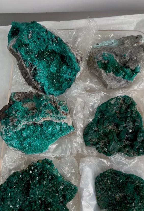 Rich Green Dioptase Specimens – 6 Piece Lot