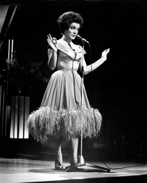 Photo of Connie FRANCIS Historic 1960s Old Photo 4 Photo of Connie FRANCIS Historic 1960s Old Photo 4