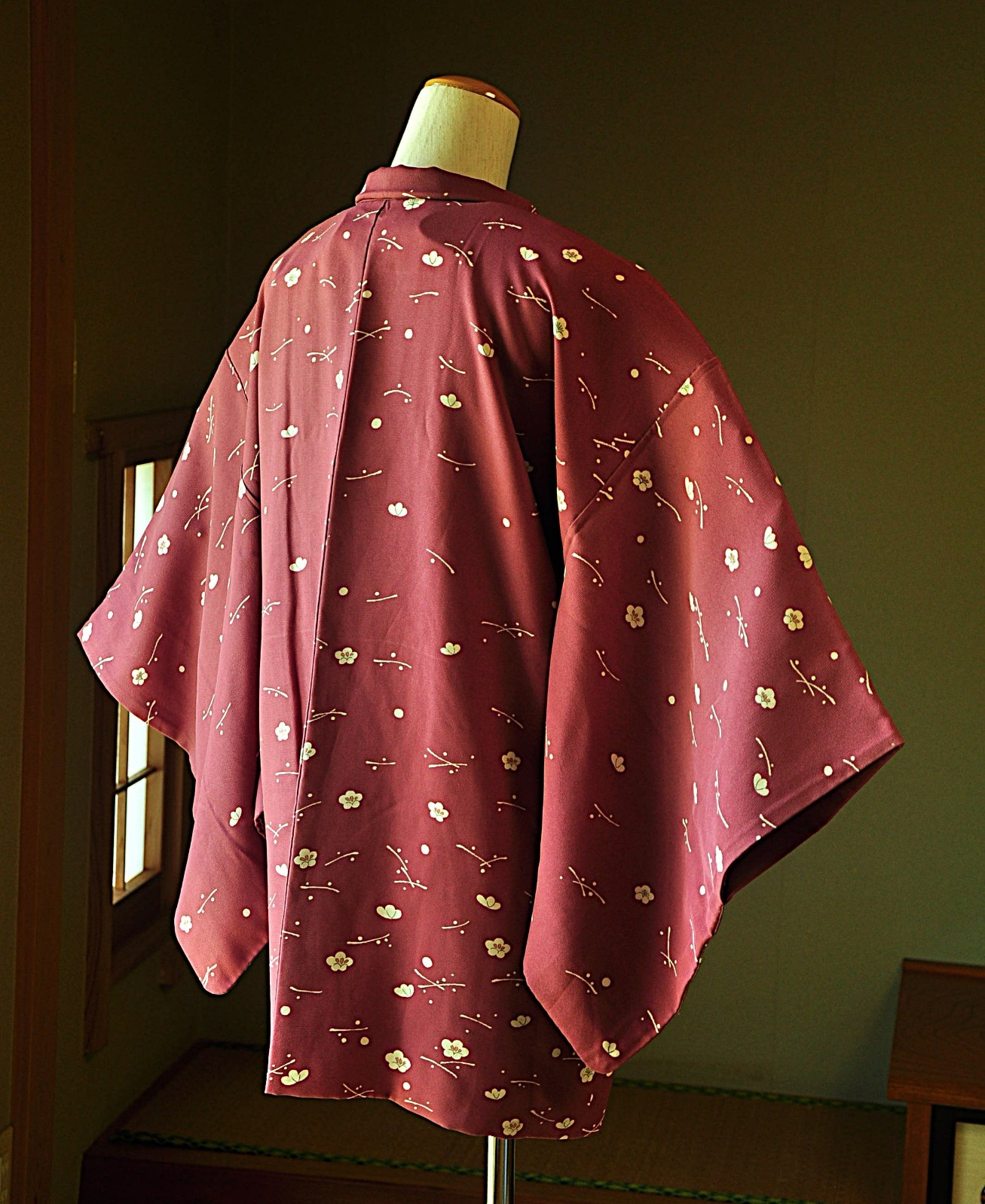 Vintage Japanese Kimono Haori Jacket Polyester Tyrian-Purple Plum/Dewdrop Grass