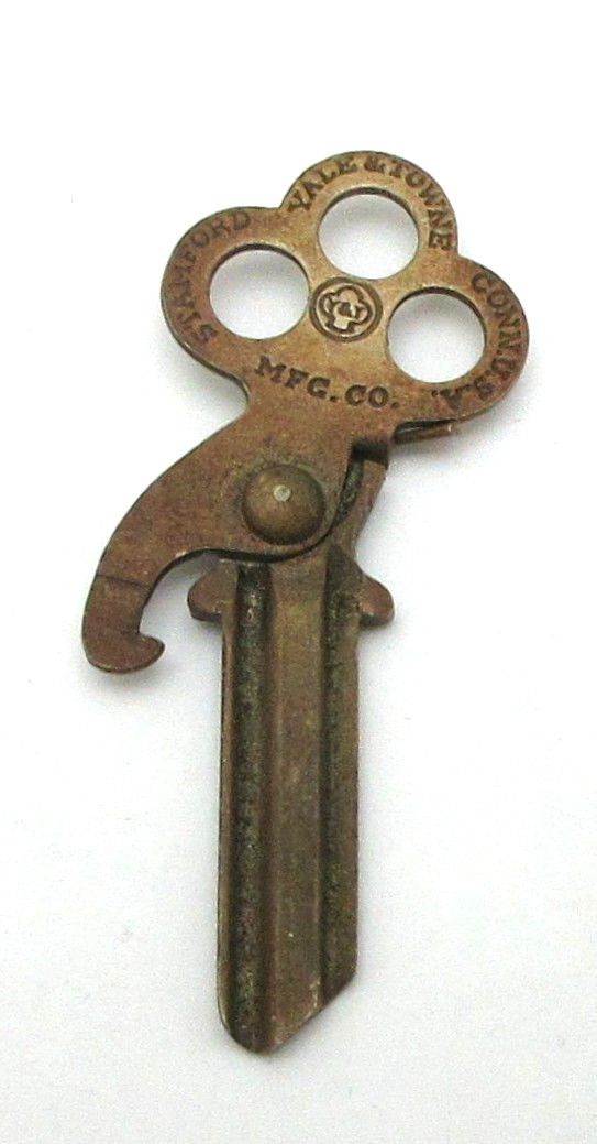 Vintage Yale & Towne Post Office Postmaster Hinged Mailbox Lockout Security Key