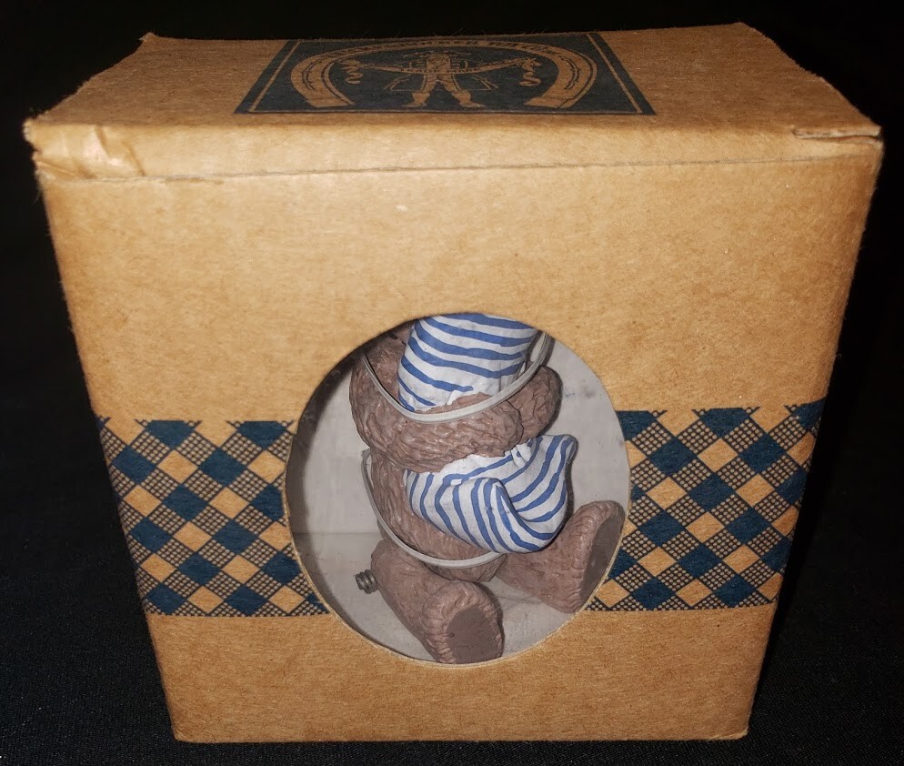 Knickerbocker Toy Co. Dawson Companion Resin Figurine Jointed Bear IN BOX