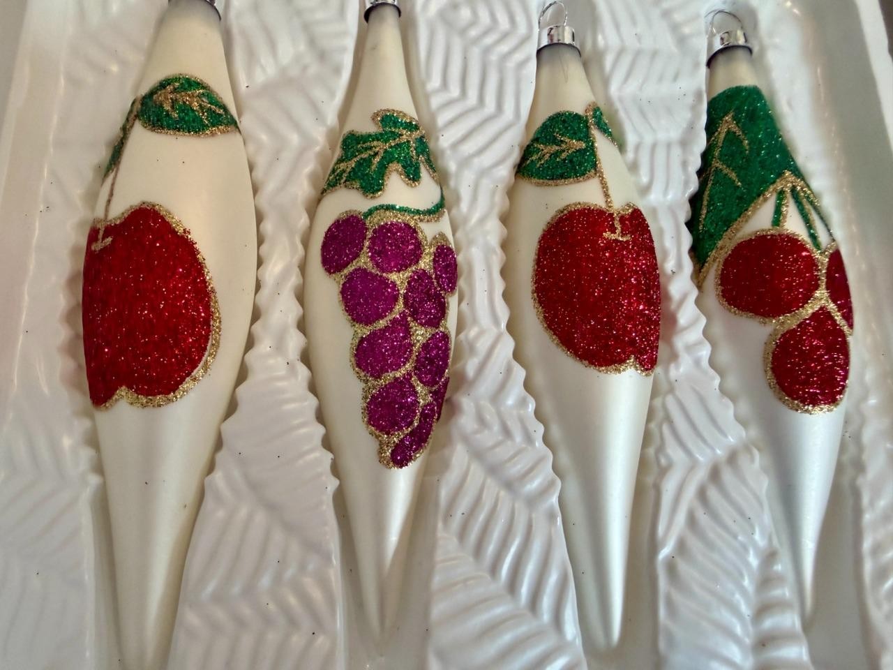 Vintage Christmas Glitter Fruit Bradford Icicle Ornaments Boxed Cherry Apple