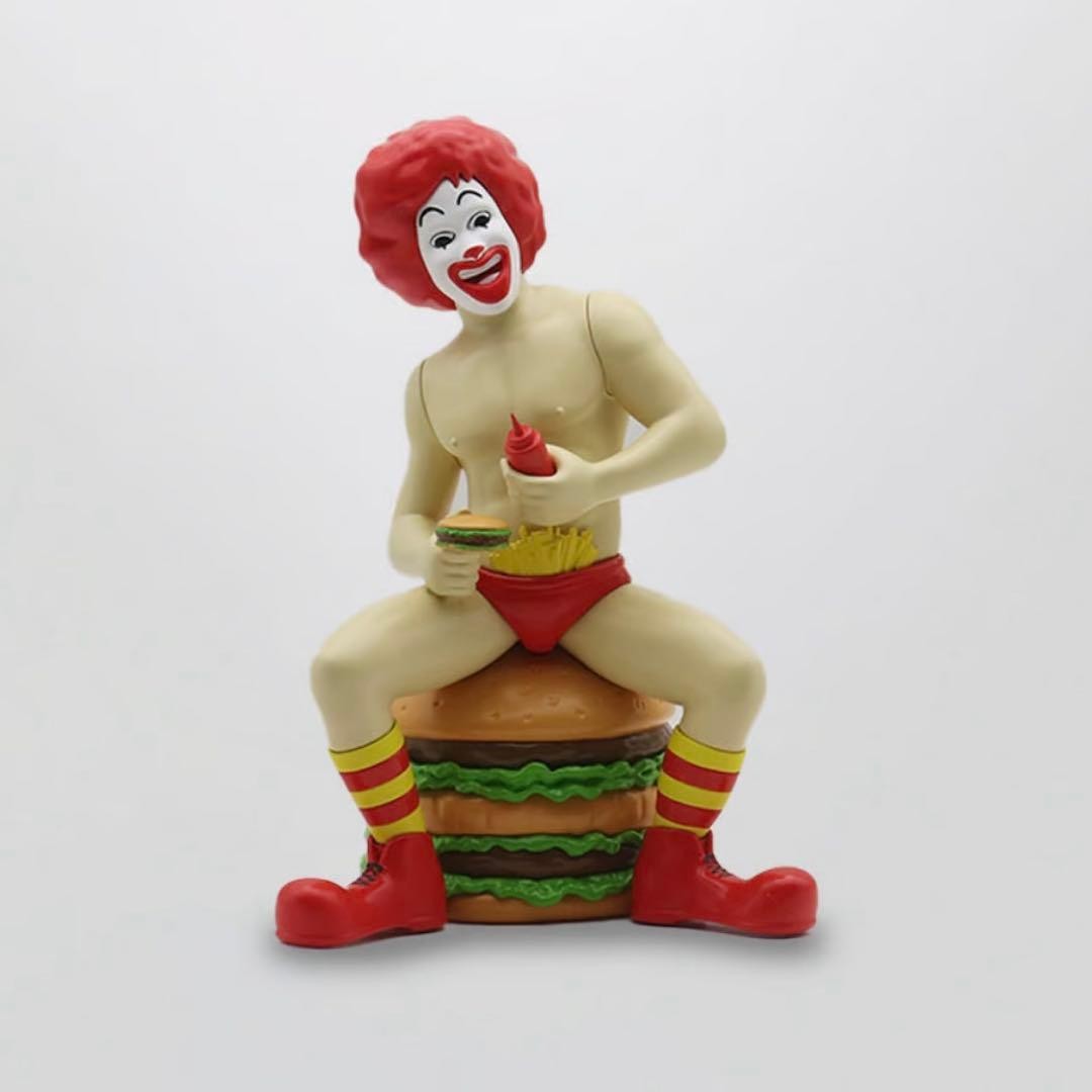WIZARD SKULL Sexy Ronald Figure